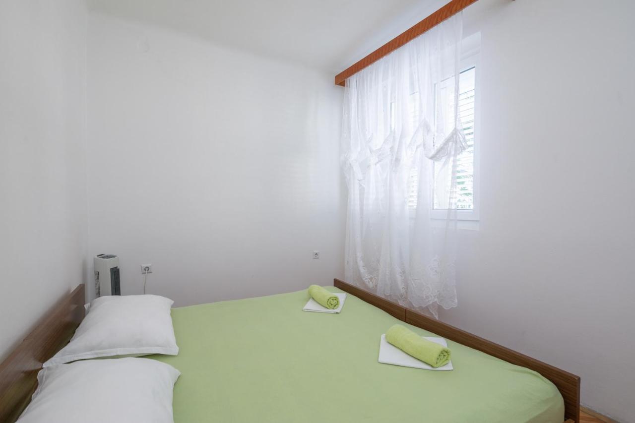Beach Apartments "Bili Cvitak" Duće Kültér fotó