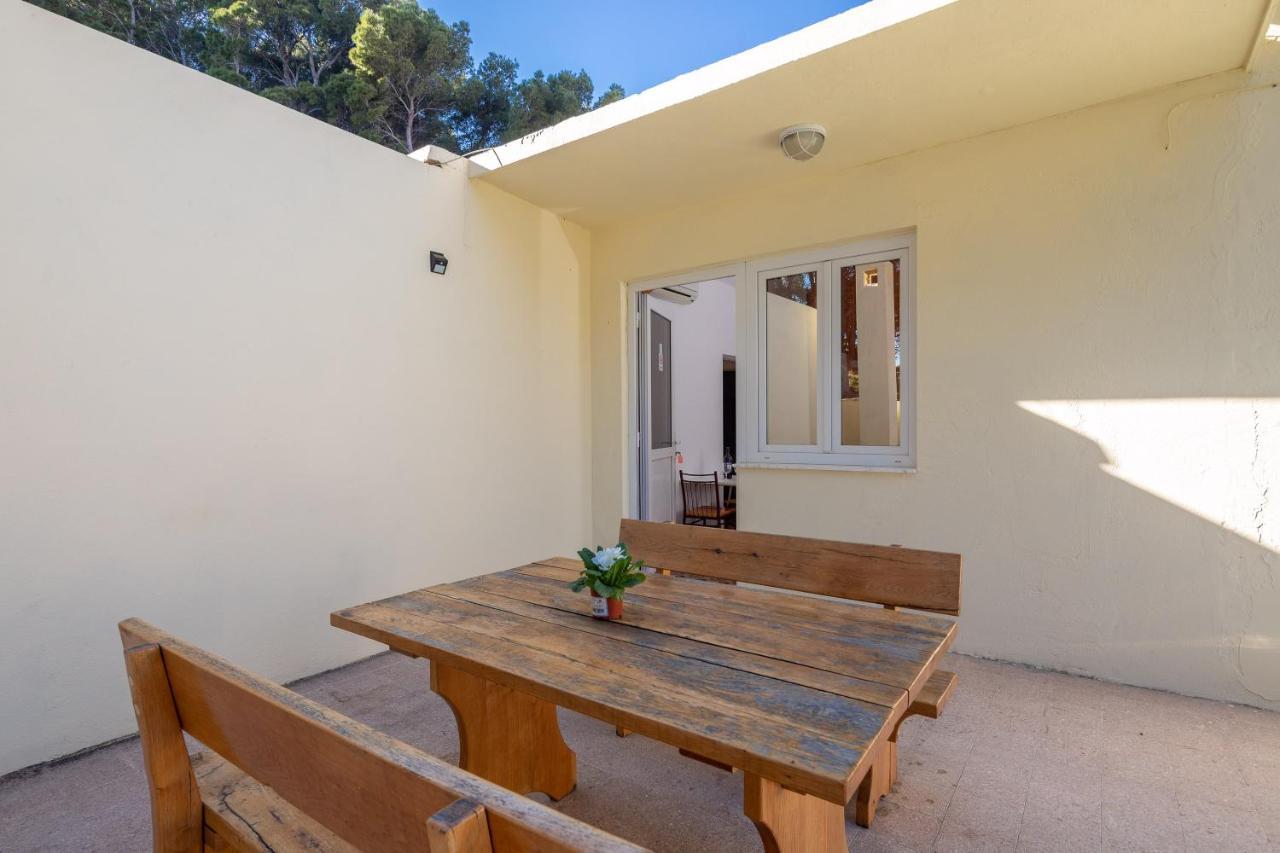 Beach Apartments "Bili Cvitak" Duće Kültér fotó
