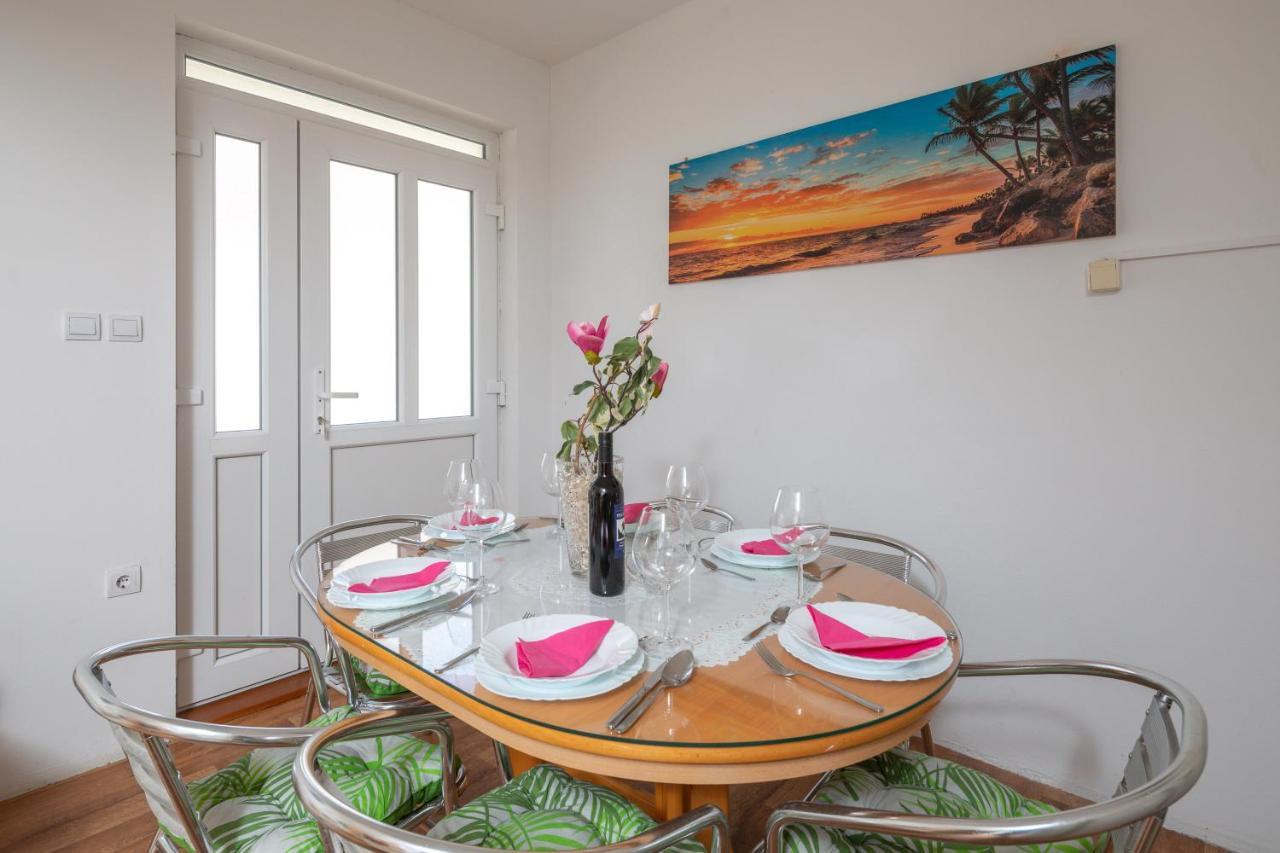 Beach Apartments "Bili Cvitak" Duće Kültér fotó
