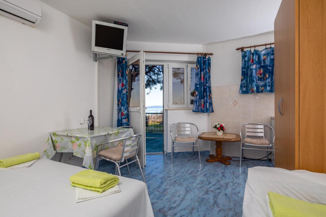 Beach Apartments "Bili Cvitak" Duće Kültér fotó